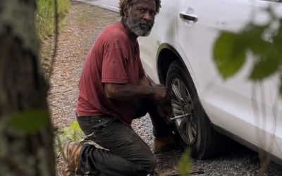 A Homeless Man Helped Me Change a Flat Tire on Route 9 Where My Son Disappeared 20 Years Ago – What He Left on My Passenger Seat Brought Me to My Knees