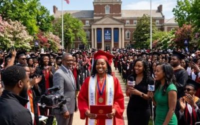 My Parents Paid for My Twin Sister’s College—But Not Mine. Four Years Later, Everything Changed at Graduation