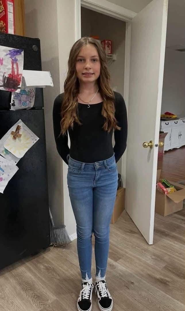 14-year-old teenager passed away after putting lamp on her … e