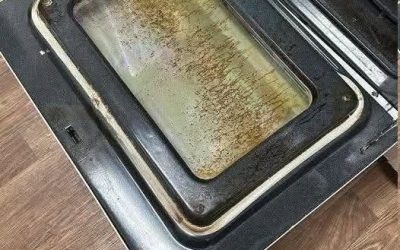 How To Remove Years Of Grease And Grime From Your Oven